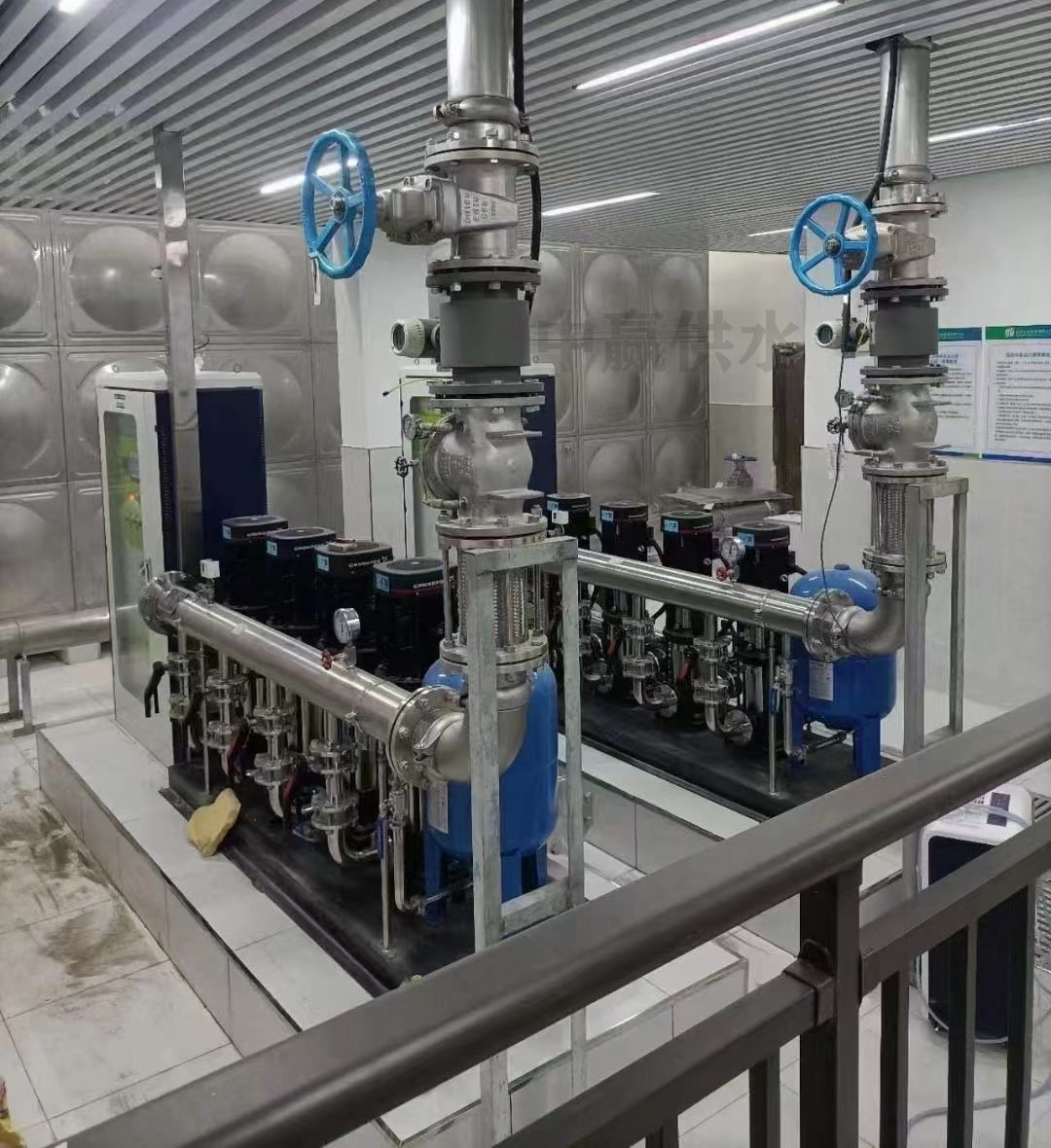 南方地區(qū)高層變頻無(wú)負(fù)壓供水設(shè)備