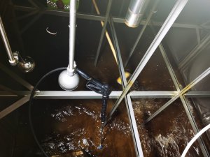 二次供水水箱如何清洗消毒？不銹鋼水箱多久清洗一次？